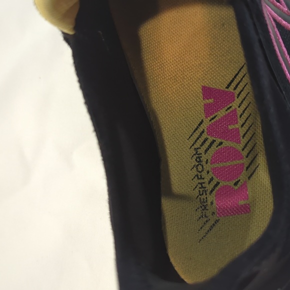 New Balance Roav V1 Women's 7.5 Wide - Picture 5 of 6